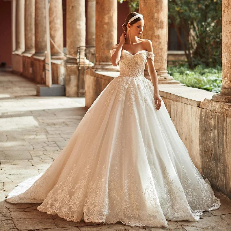 Minimalist Crepe Dress New Gorgeous Appliques Beading Backless Ball Gown Wedding Dress Minimalist Crepe Dress New Gorgeous Appliques Beading Backless Ball Gown Wedding Dress