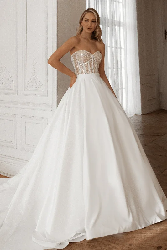 Rhinestone Embellished Gown 2 in 1 Short Wedding Dress Shiori with Detachable Protea Skirt Rhinestone Embellished Gown 2 in 1 Short Wedding Dress Shiori with Detachable Protea Skirt