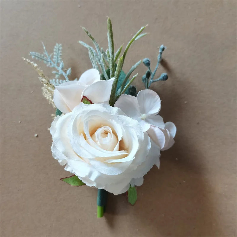 Boutonnieres F