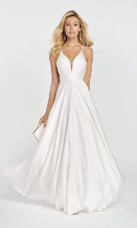 Traditional Gown Alyce Paris - 60449 Double Strap Low Neckline Flowy Satin Chiffon Gown Traditional Gown Alyce Paris - 60449 Double Strap Low Neckline Flowy Satin Chiffon Gown