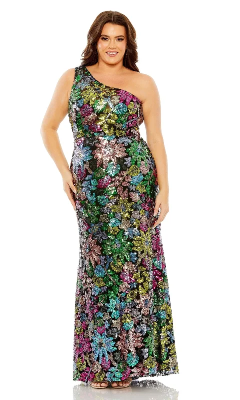 Mac Duggal Long Plus-Size Formal Dress 68545