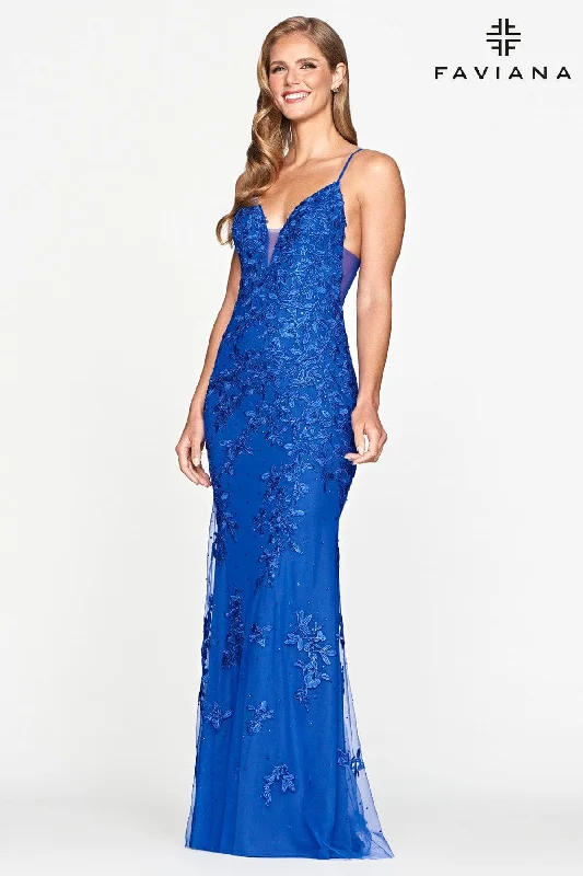 Lace Prom Dress With Deep V Neckline | S10509