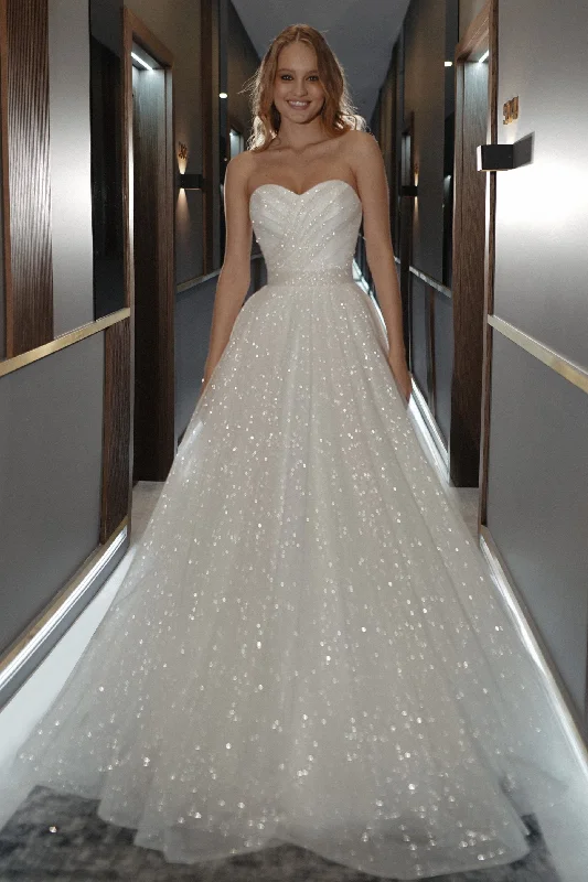 Sophisticated Dress Sparkle Sleeveless Wedding Dress Kerstin