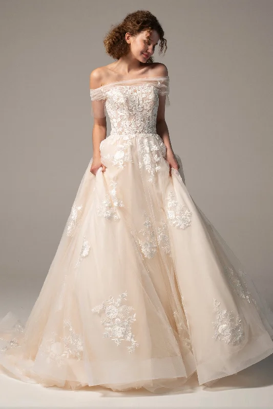 Designer Gown A-Line Court Train Tulle Wedding Dress CW2355