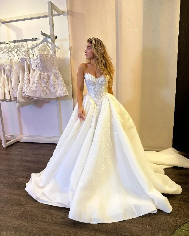 Ruched Bodice Dress A-line Wedding Dress Sweetheart Neck Bridal Gowns Lace Appliques Ivory Corset Bride Dresses fg5992 Ruched Bodice Dress A-line Wedding Dress Sweetheart Neck Bridal Gowns Lace Appliques Ivory Corset Bride Dresses fg5992
