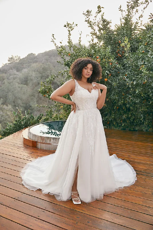 Short Wedding Dress Casablanca BL386C Size 24 Shimmering Lace beaded sequin sheer back slit wedding Dress Short Wedding Dress Casablanca BL386C Size 24 Shimmering Lace beaded sequin sheer back slit wedding Dress