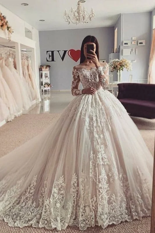 Royal Gown Charming Long Sleeves Lace Tulle Ball Gown Wedding Dress