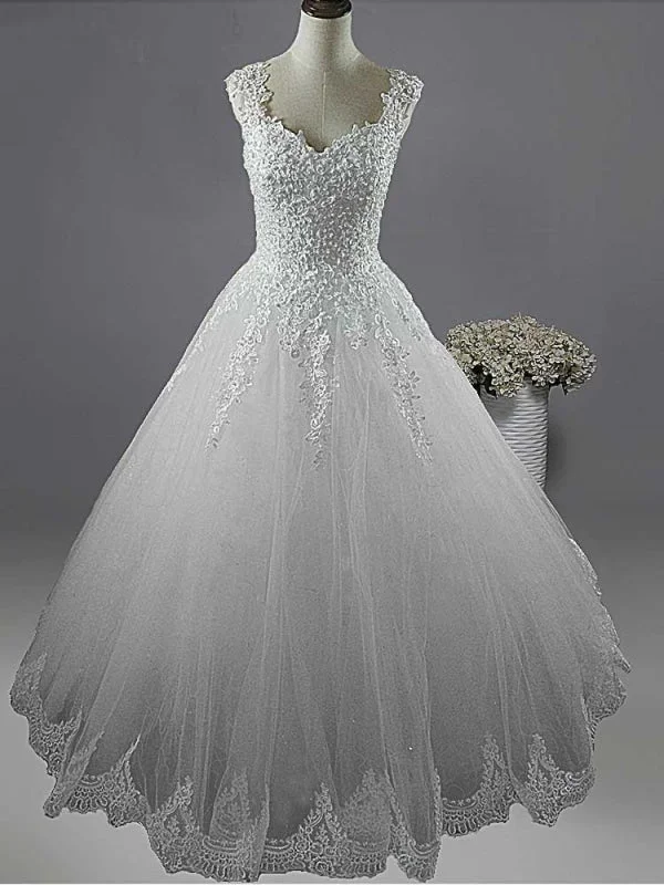 Long Sleeve Dress Pearls A-Line Tulle Wedding Dresses