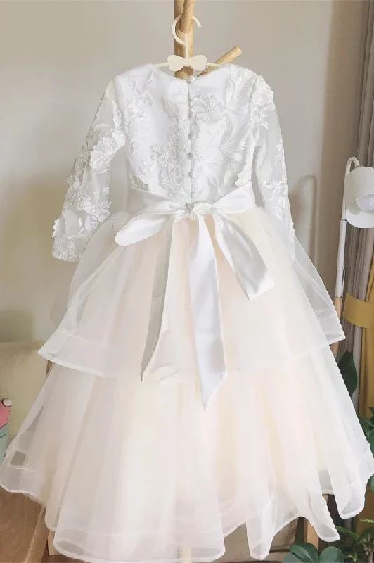 Pearl Embellished Dress Crew Neck Champagne Long Sleeves Flower Girl Dress with Appliques