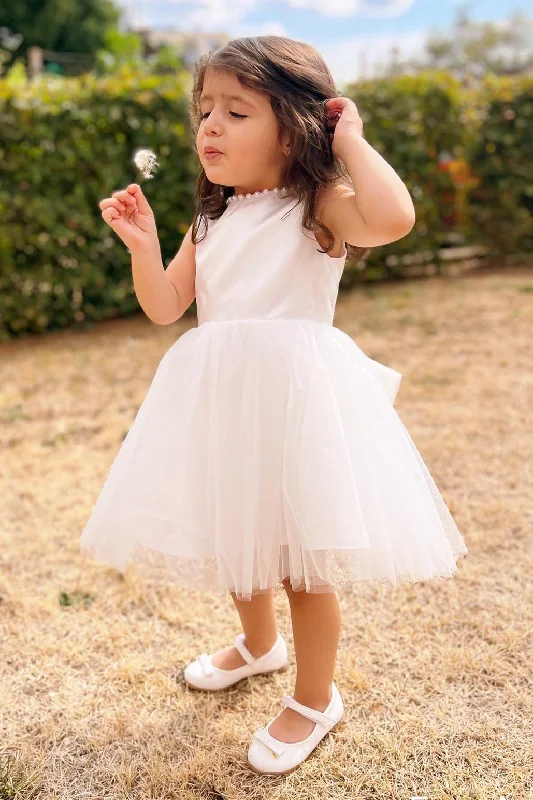 Minimalist Gown Cute Ivory Beaded Crew Neck Flower Girl Dress