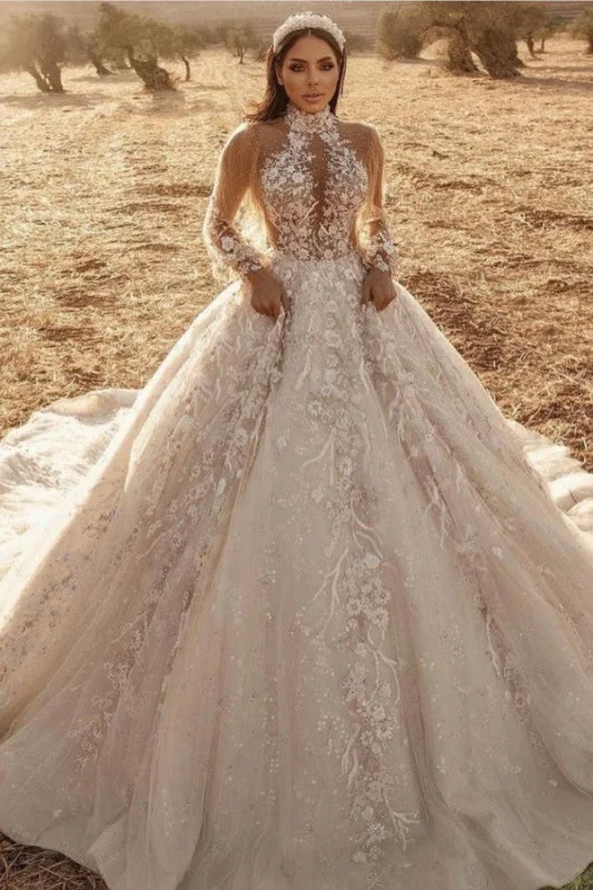 Timeless Dress Deluxe Long Sleeves Lace Ball Gown Wedding Dress with Applique