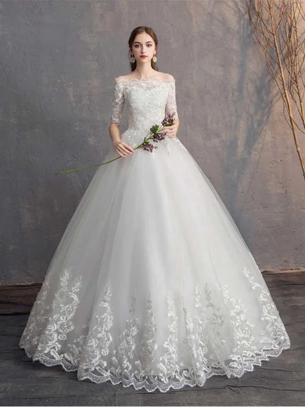Pearl Embellished Dress Elegant Lace-Up Tulle Ball Gown Wedding Dresses