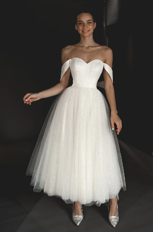 Chic Minimalist Dress Light ivory Glitter Midi Wedding Dress Soul
