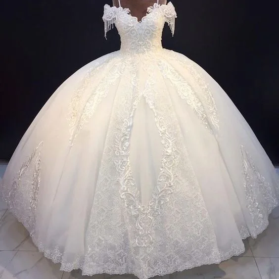 Graceful Wedding Dress Gorgeous White V Neck Wedding Dress Beaded Appliques Spaghetti Strap Floor Length Off The Shoulder Wedding Dress fg5927 Graceful Wedding Dress Gorgeous White V Neck Wedding Dress Beaded Appliques Spaghetti Strap Floor Length Off The Shoulder Wedding Dress fg5927
