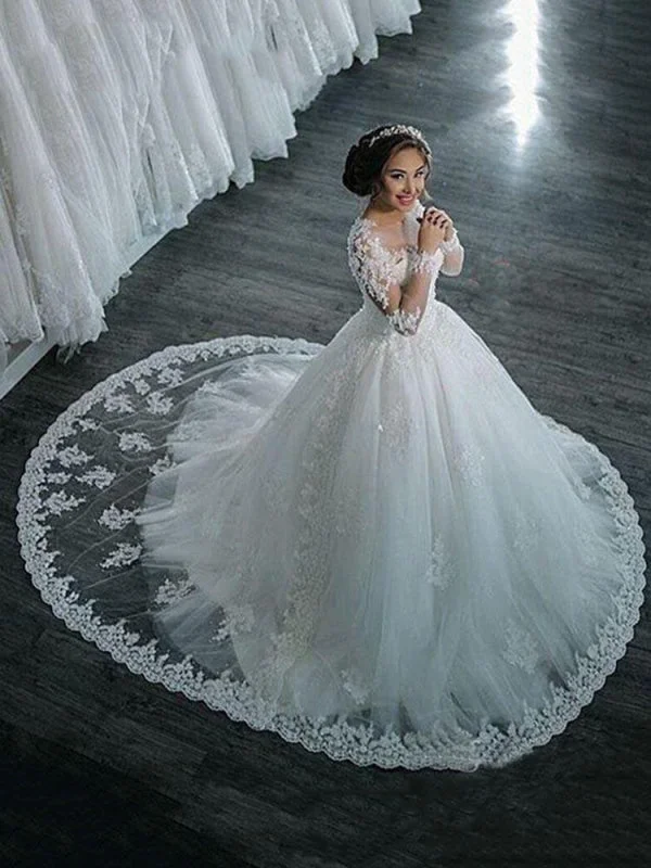 Chic Minimalist Dress Modest Sheer Neck Long Sleeves Ball Gown Wedding Dresses