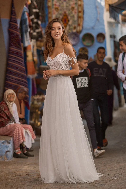 Off-White Dress Off-the-shoulder V-neck Ethereal Sexy Tulle Wedding Dress With Lace Details On Top-715854 Off-White Dress Off-the-shoulder V-neck Ethereal Sexy Tulle Wedding Dress With Lace Details On Top-715854