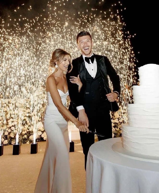 Timeless Elegance Dress Sexy Mermaid Wedding Dress 2025 Soft Satin Gowns Sweetheart Pleats Silt Long Formal Bridal Gown fg6572 Timeless Elegance Dress Sexy Mermaid Wedding Dress 2025 Soft Satin Gowns Sweetheart Pleats Silt Long Formal Bridal Gown fg6572