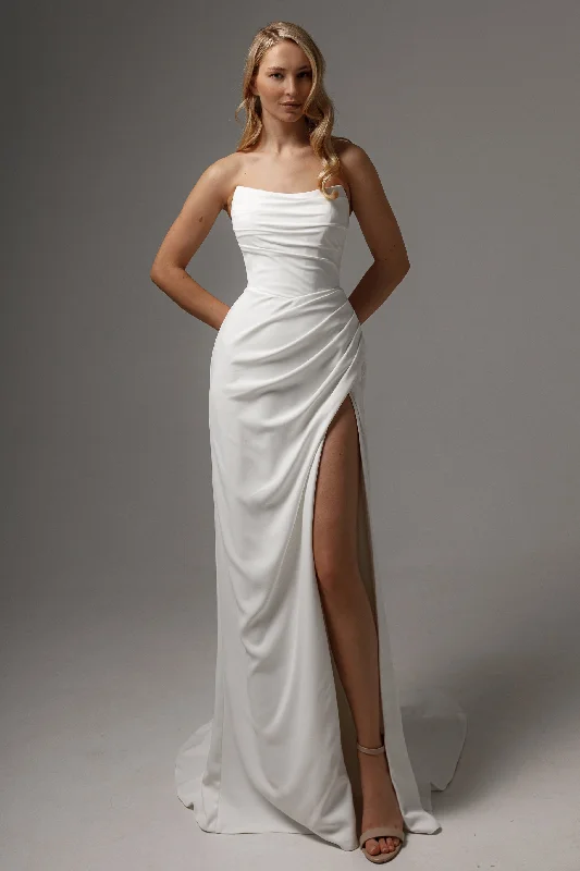 Timeless Elegance Dress Sheath Wedding Dress Jelena with Leg Slit