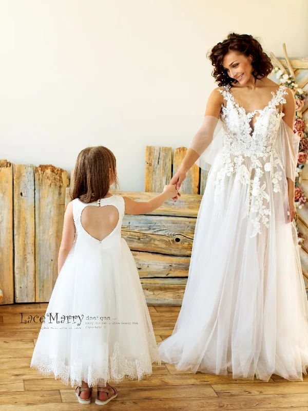 Traditional Gown VIKA / Ivory Lace Flower Girl Dress With Princess Tulle Skirt