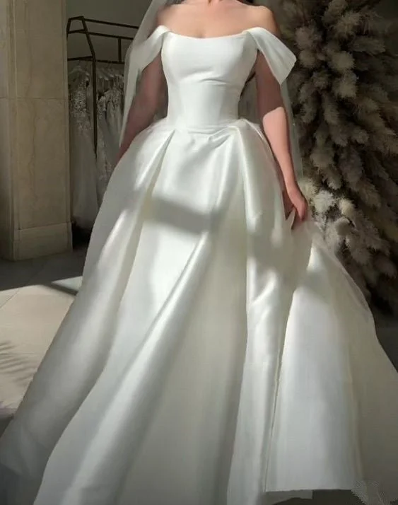 Custom Fit Gown Vintage wedding dress Off the shoulders for women Satin lace-up bridal dress Custom made fg6129 Custom Fit Gown Vintage wedding dress Off the shoulders for women Satin lace-up bridal dress Custom made fg6129