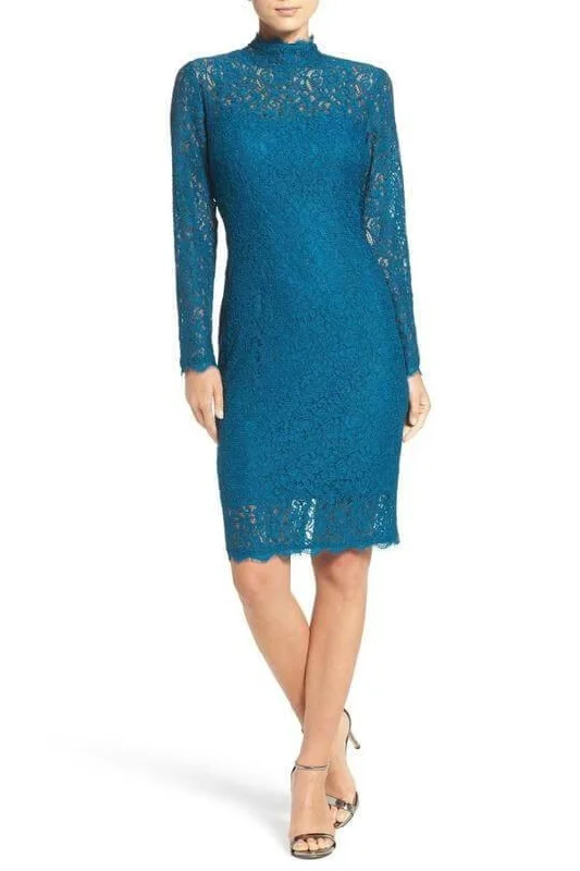 Adrianna Papell AP1E200552 Short Long Sleeve Lace Petite Dress