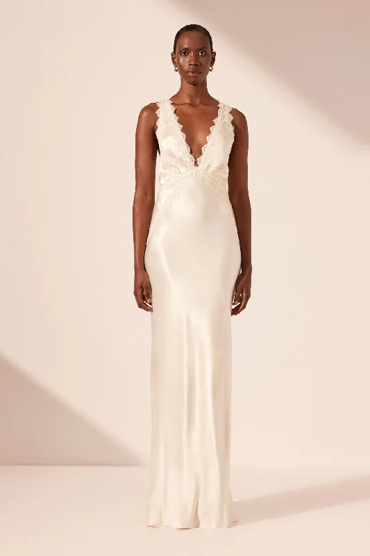 Mermaid Dress LA LUNE LACE CROSS BACK MAXI DRESS - CREAM