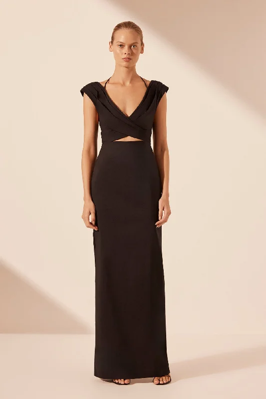 Unique Silhouette Gown LANI CROSS FRONT RUCHED MAXI DRESS - BLACK