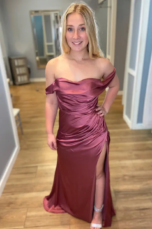 Floor-Length Dress Off the Shoulder Dusty Rose Pleated Bridesmaid Dress