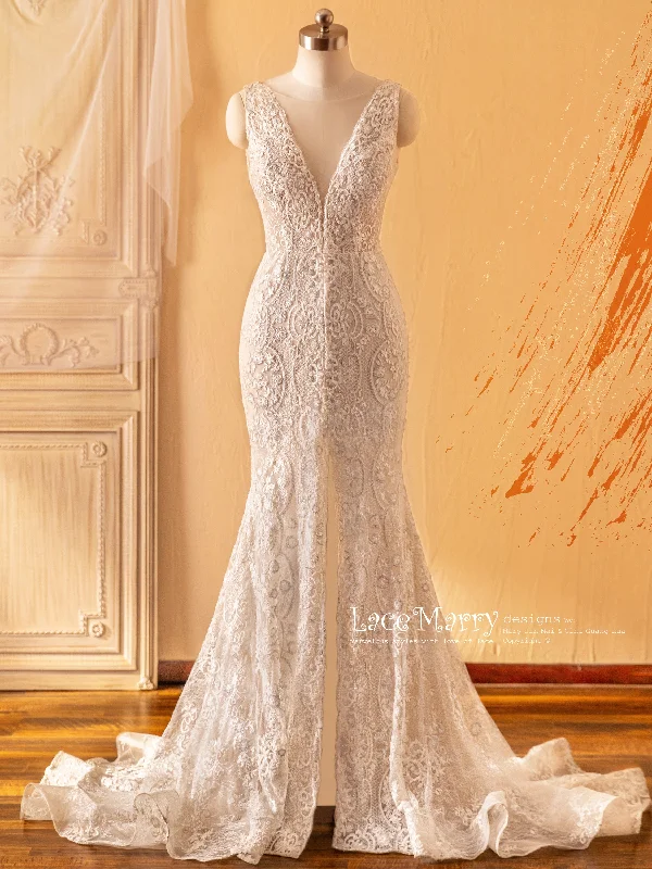 Vintage Gown SEDEFE / Fitted Wedding Dress with Slit on the Front
