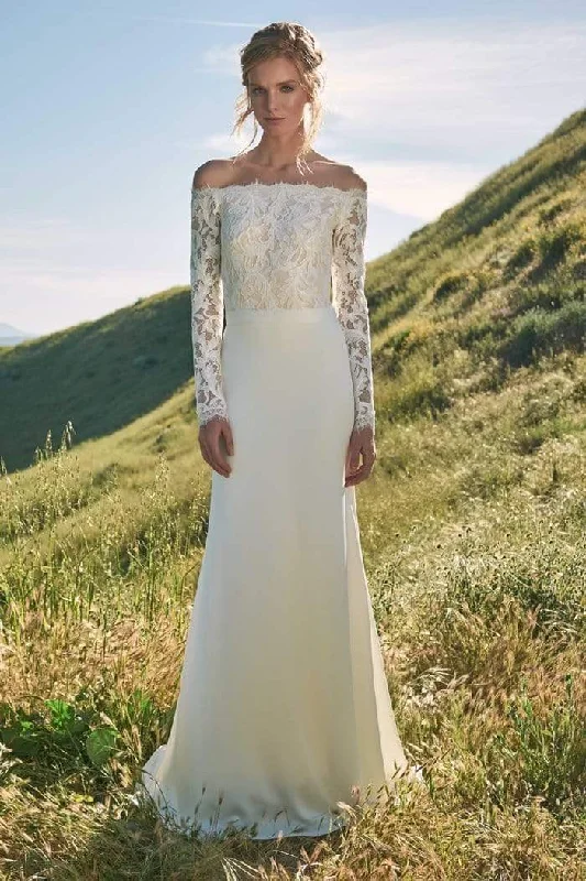 Enchanting Wedding Dress Tadashi Shoji - Scalloped Embroidered Lace Bodice Off Shoulder Gown - 1 pc Ivory/Petal In Size 4 Available Enchanting Wedding Dress Tadashi Shoji - Scalloped Embroidered Lace Bodice Off Shoulder Gown - 1 pc Ivory/Petal In Size 4 Available