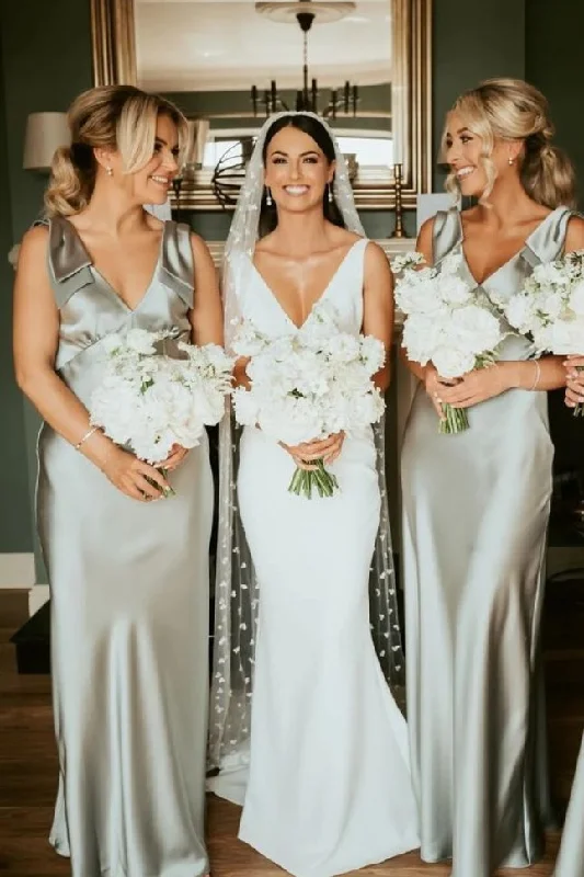 Modern Minimalist Gown V-Neck Empire Waist Bridesmaid Dresses with Bow Tie